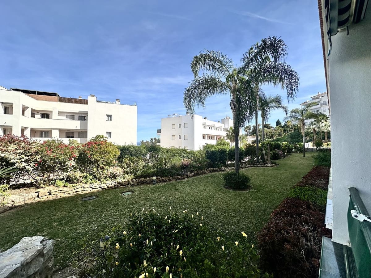 3 chambre Appartement à vendre à La Cala de Mijas avec piscine garage - 450 000 € (Ref: 9787499)