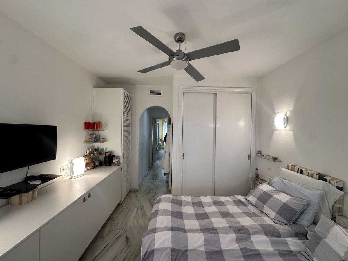 3 sypialnia Apartament na sprzedaż w La Cala de Mijas z basenem garażem - 395 000 € (Ref: 9787499)