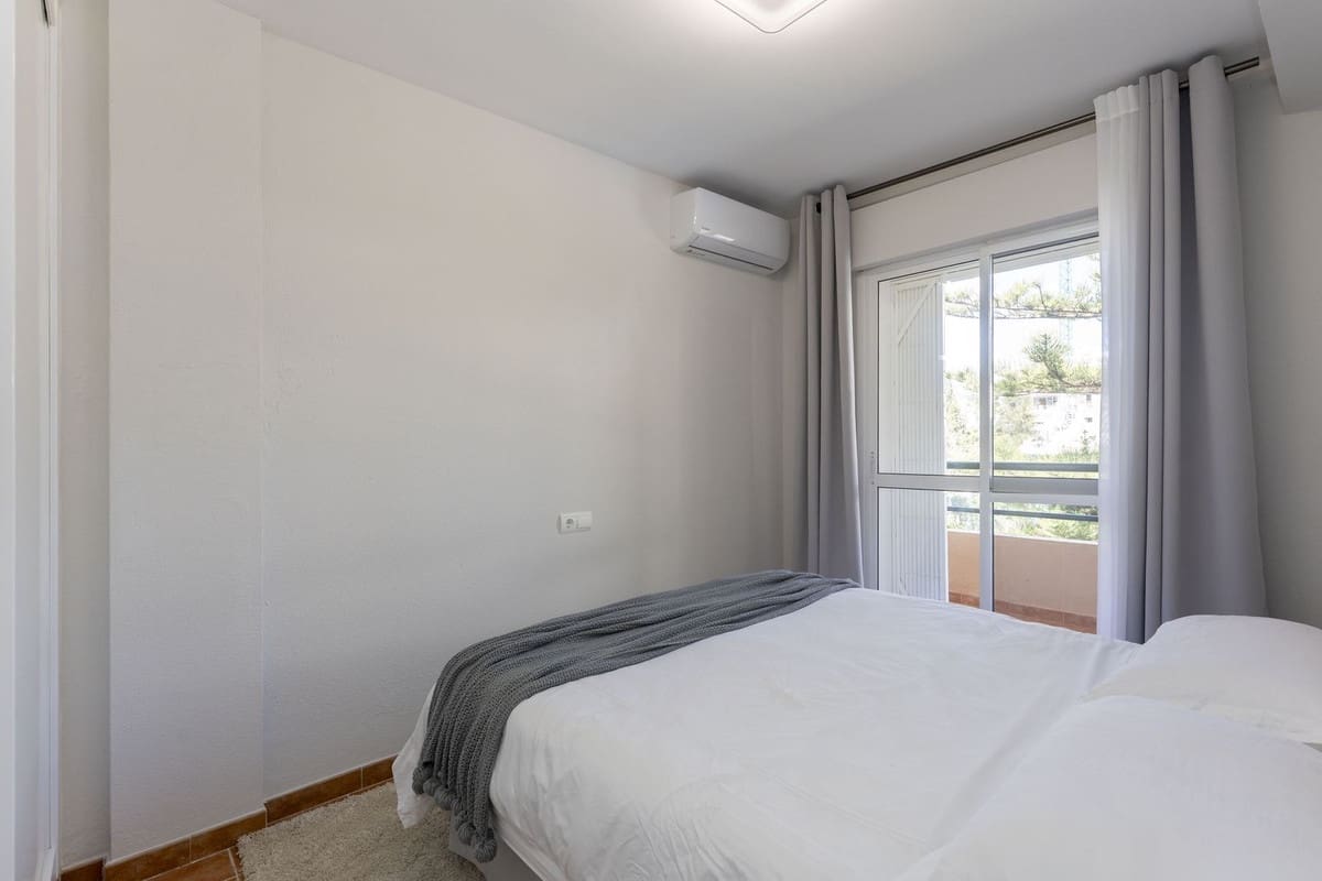 3 chambre Maison de Ville à vendre à Marbella avec piscine - 649 000 € (Ref: 9793960)