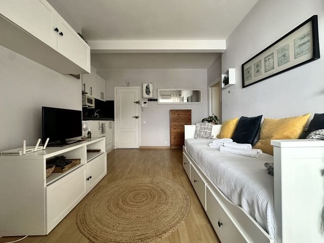 Studio for sale in Calahonda, Mijas with pool garage - € 245,000 (Ref: 9807361)