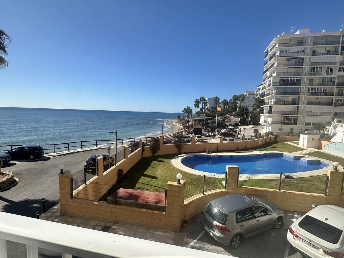 Studio for sale in Calahonda with pool garage - € 245,000 (Ref: 9807361)