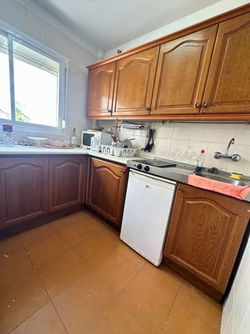 2 slaapkamer Penthouse te koop in La Reserva, Marbella met zwembad - € 280.000 (Ref: 9810453)