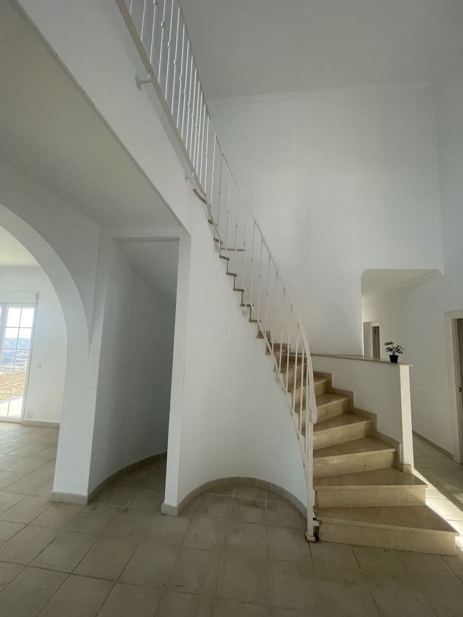 3 Zimmer Villa zu verkaufen in Valtocado mit Pool Garage - 795.000 € (Ref: 9827442)