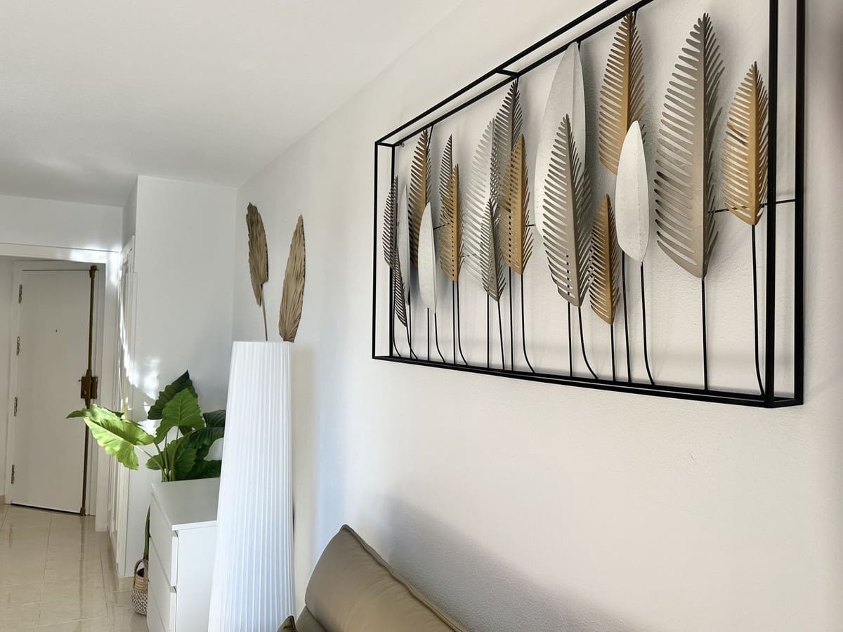 2 makuuhuone Ranta-asunto myytävänä paikassa Calahonda - 284 700 € (Ref: 9868065)