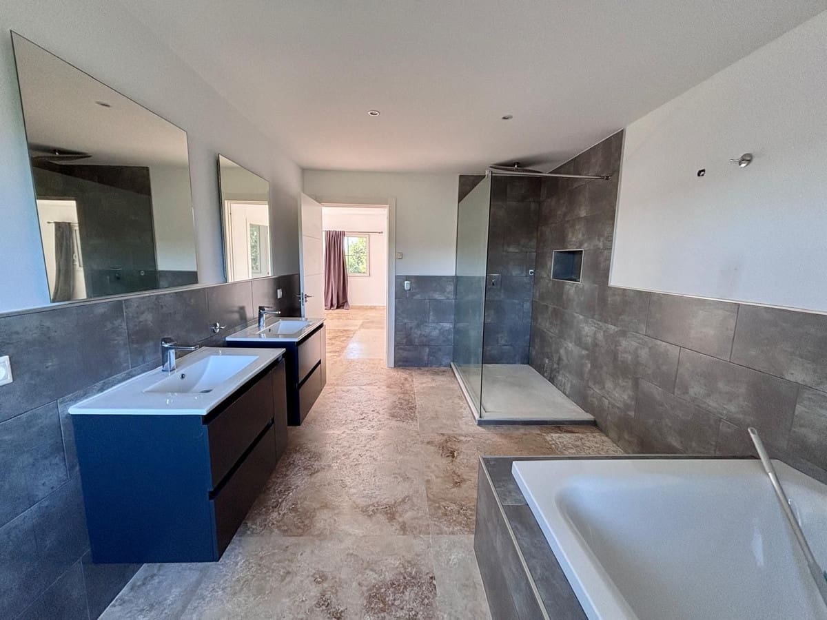 5 slaapkamer Villa te koop in El Chaparral met zwembad garage - € 1.170.000 (Ref: 9889560)