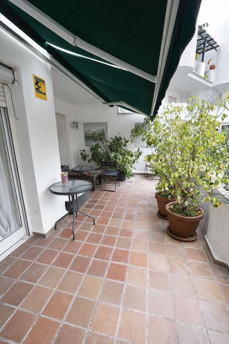 4 soveværelse Lejlighed til salg i Mijas Golf med swimmingpool - € 375.000 (Ref: 9889561)