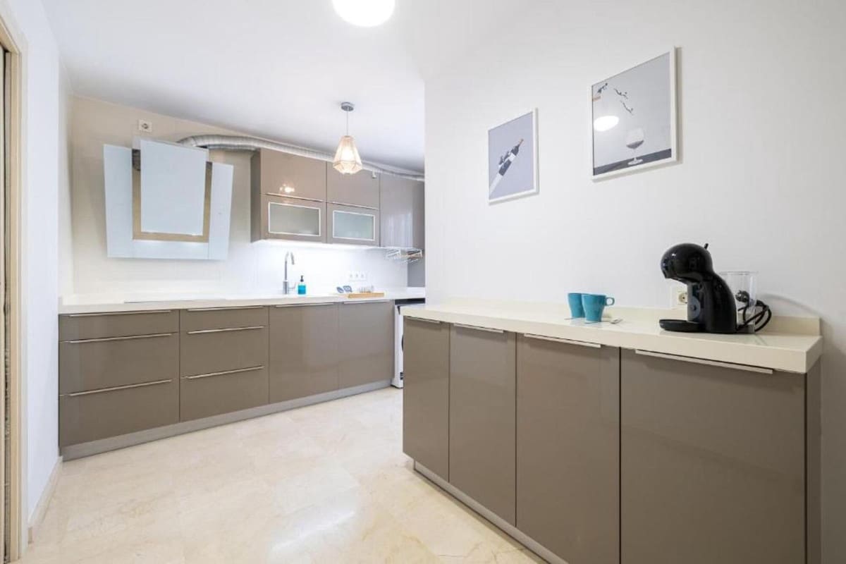 4 soveværelse Lejlighed til salg i Fuengirola - € 495.000 (Ref: 9889625)
