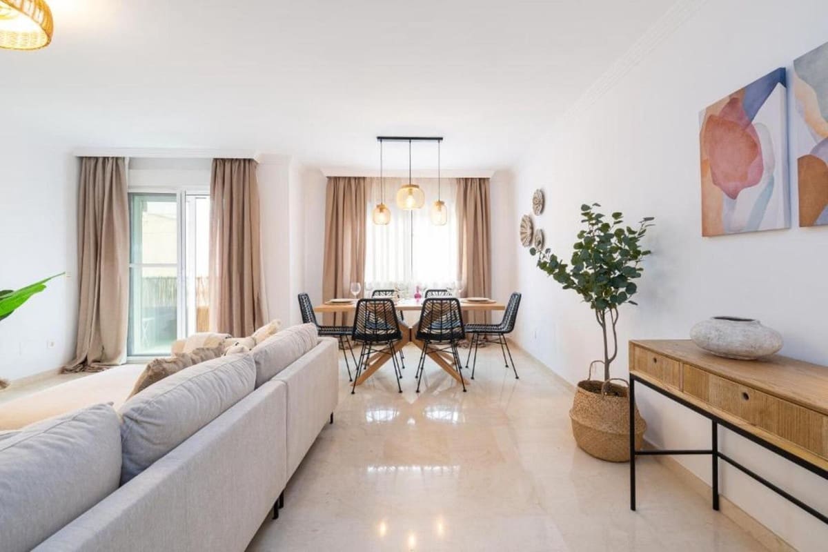 4 soveværelse Lejlighed til salg i Fuengirola - € 495.000 (Ref: 9889625)