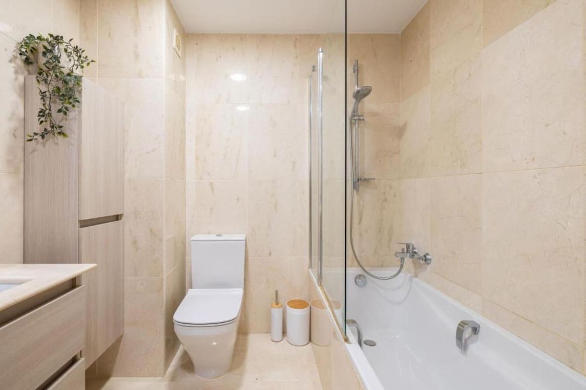 4 soveværelse Lejlighed til salg i Fuengirola - € 495.000 (Ref: 9889625)