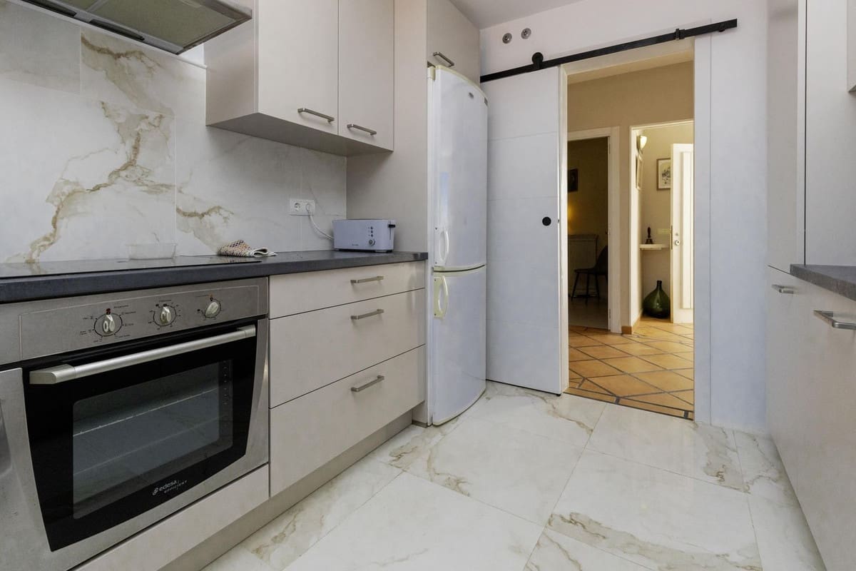 3 bedroom Townhouse for sale in Cabopino with garage - € 890,000 (Ref: 9893163)