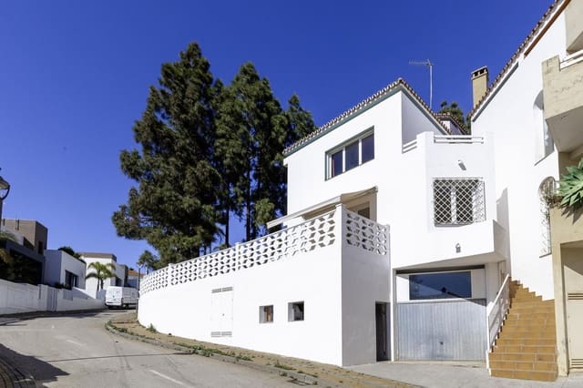 3 sovrum Hus till salu i Cabopino, Marbella med garage - 890 000 € (Ref: 9893163)