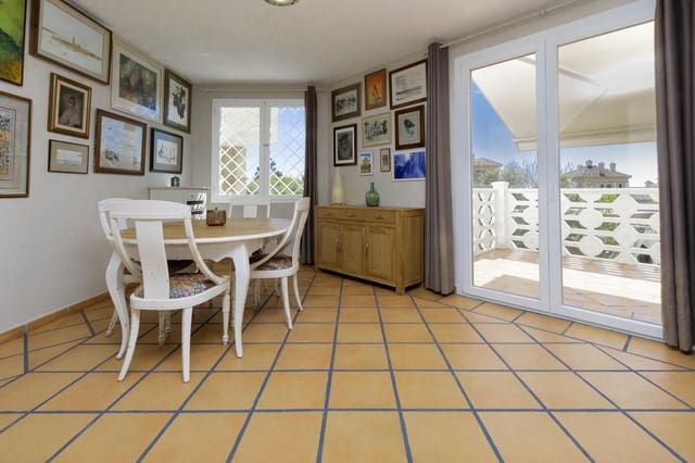 3 sovrum Hus till salu i Cabopino, Marbella med garage - 890 000 € (Ref: 9893163)