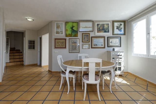 3 sovrum Hus till salu i Cabopino, Marbella med garage - 890 000 € (Ref: 9893163)