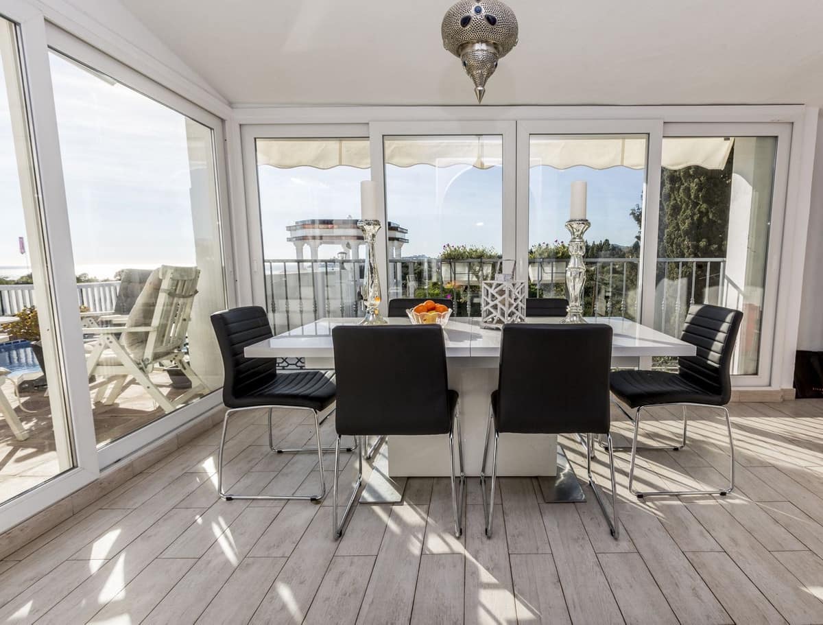 5 soverom Villa til salgs i Mijas Costa med svømmebasseng garasje - € 1 399 999 (Ref: 9915125)