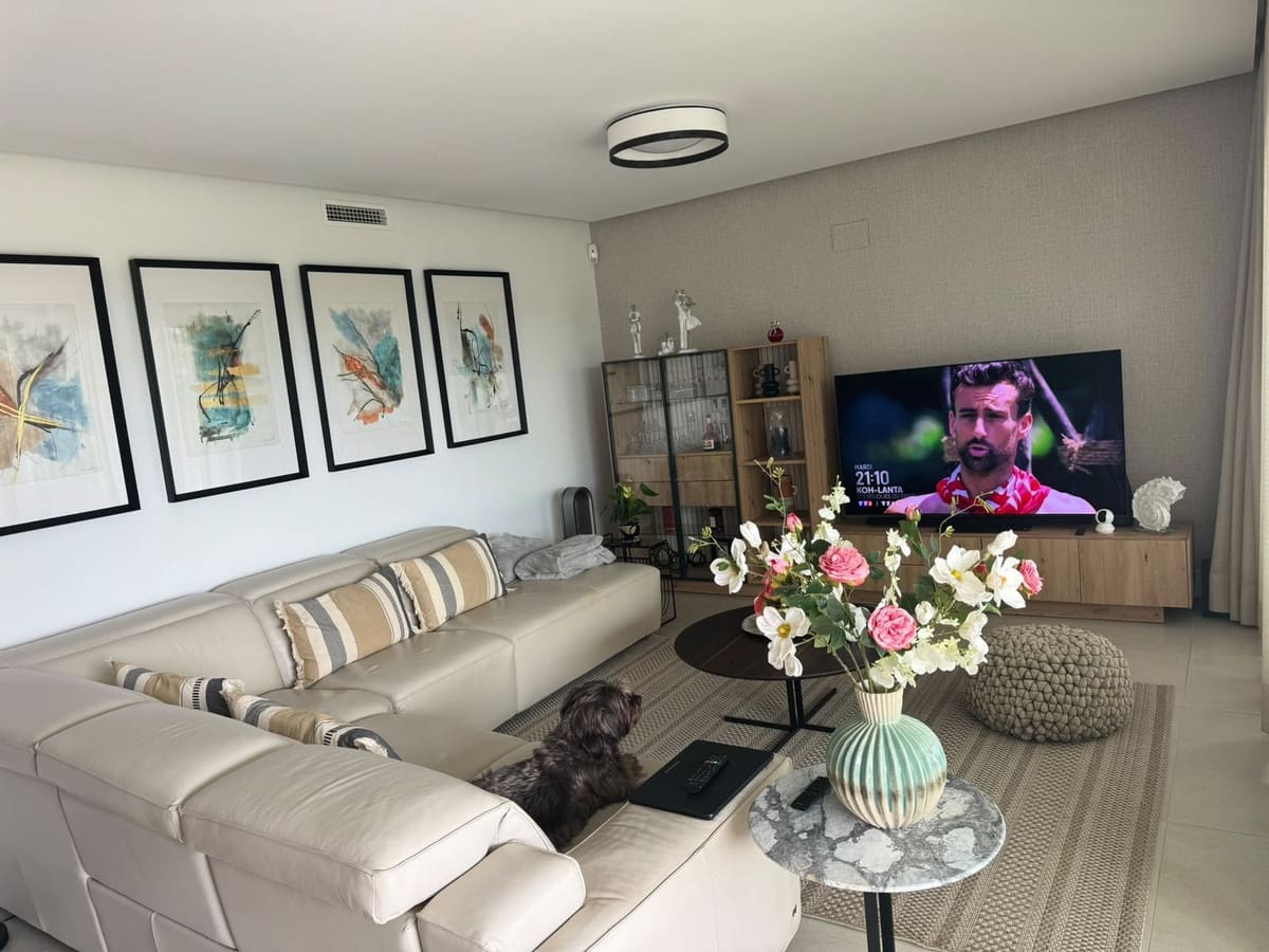 3 soverom Leilighet til salgs i San Roque med svømmebasseng garasje - € 659 000 (Ref: 9931118)