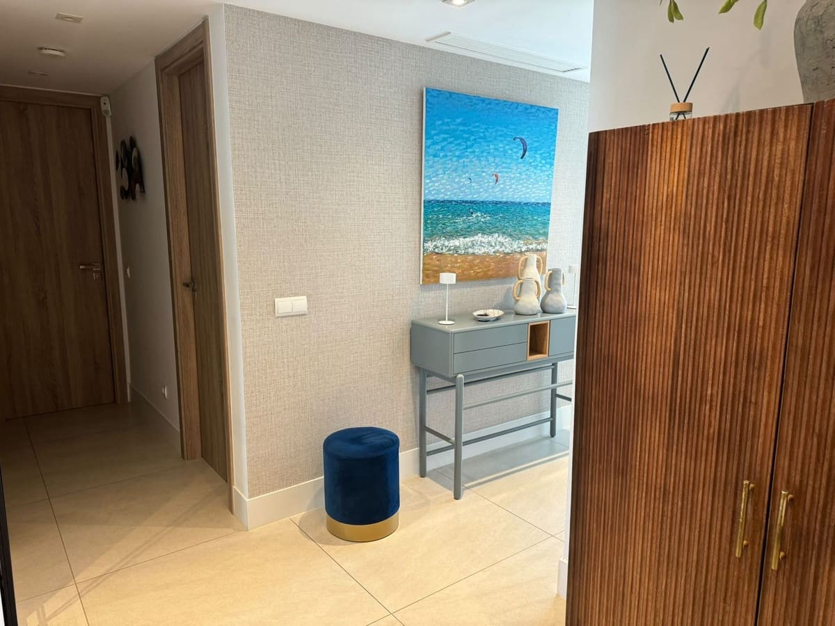3 soverom Leilighet til salgs i San Roque med svømmebasseng garasje - € 659 000 (Ref: 9931118)
