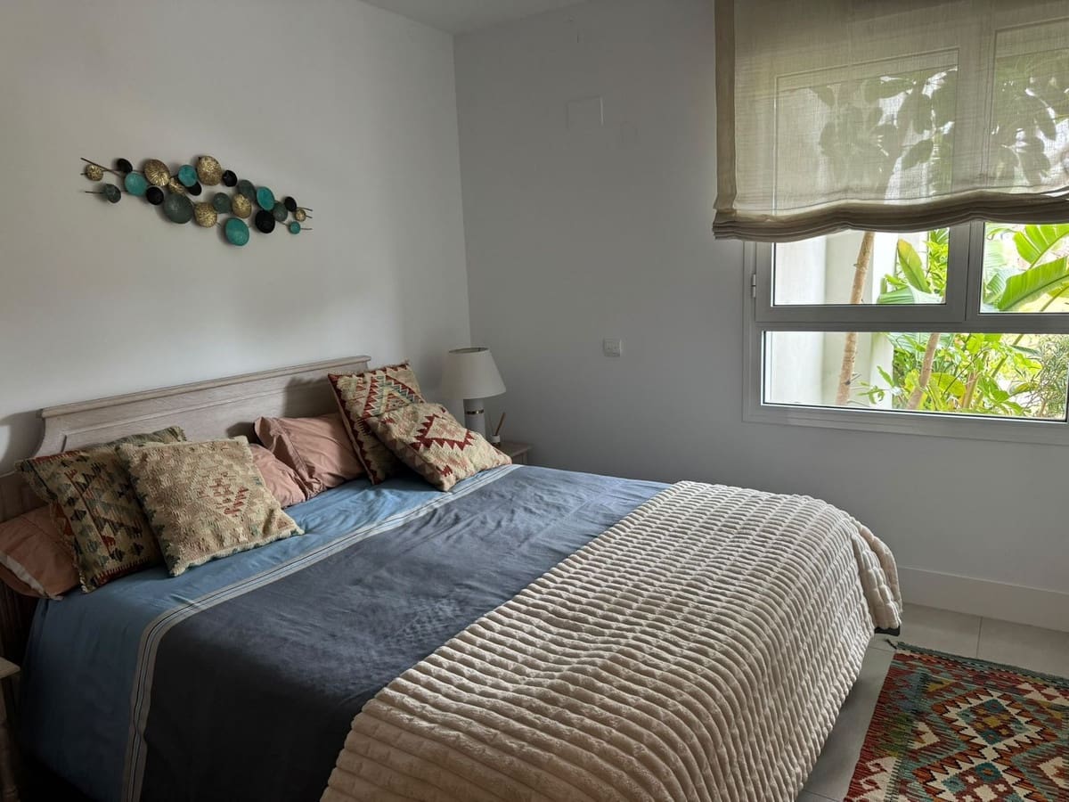 3 soverom Leilighet til salgs i San Roque med svømmebasseng garasje - € 659 000 (Ref: 9931118)