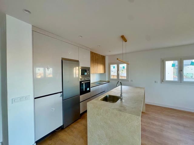 3 soveværelse Lejlighed til salg i Torremolinos med swimmingpool garage - € 590.000 (Ref: 9969277)