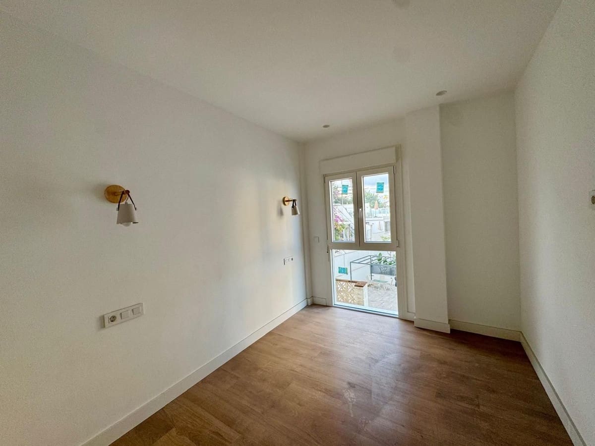 3 soveværelse Lejlighed til salg i Torremolinos med swimmingpool garage - € 590.000 (Ref: 9969277)