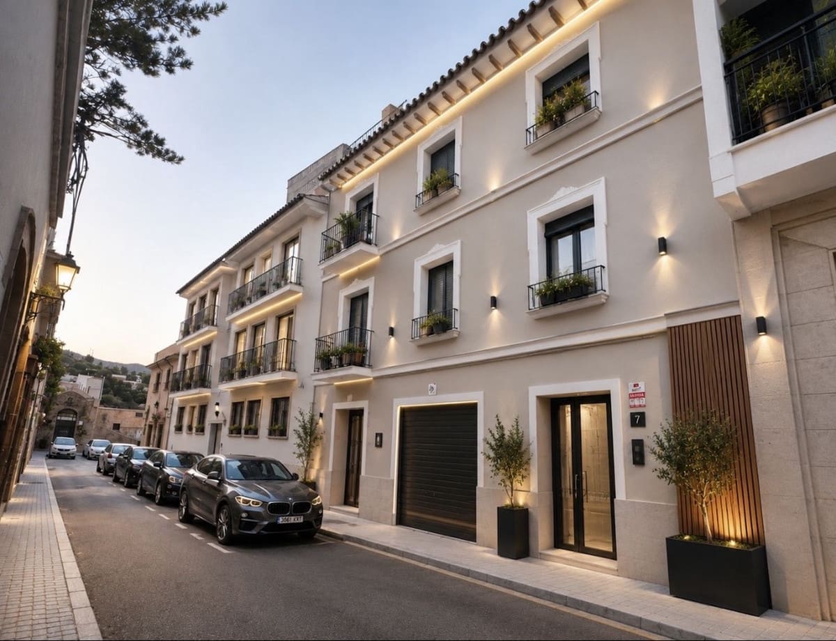 10 sovrum Hus till salu i Malaga stad med garage - 1 500 000 € (Ref: 9986073)