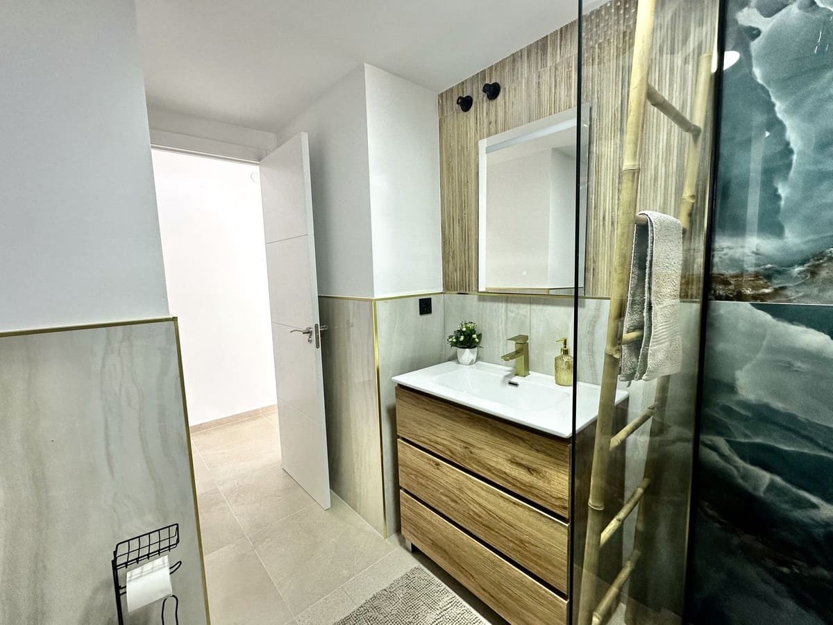 Apartamento de 2 habitaciones en Fuengirola en venta con garaje - 495.000 € (Ref: 9994518)