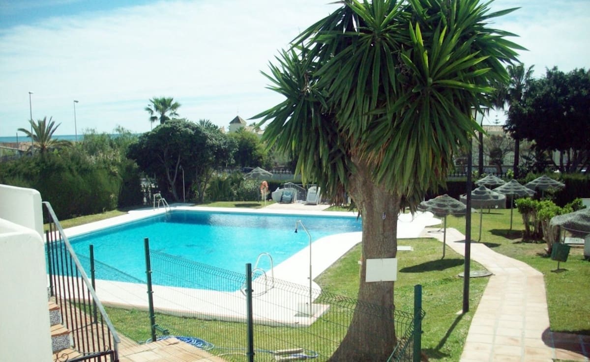 2 slaapkamer Appartement te koop in La Cala de Mijas met zwembad garage - € 375.000 (Ref: 9996509)