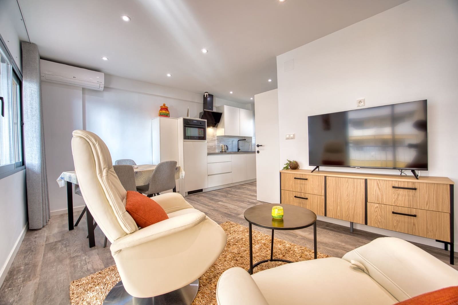 2 bedroom Apartment for sale in Calpe / Calp - € 249,600 (Ref: 10067138)