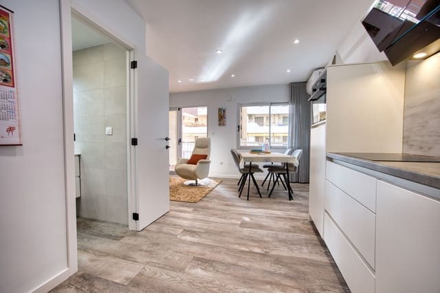 2 bedroom Apartment for sale in Calpe / Calp - € 249,600 (Ref: 10067138)