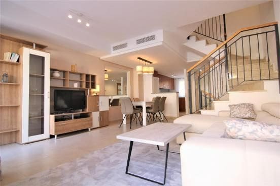 4 soverom Bungalow til salgs i Calpe / Calp med svømmebasseng garasje - € 475 000 (Ref: 10159089)