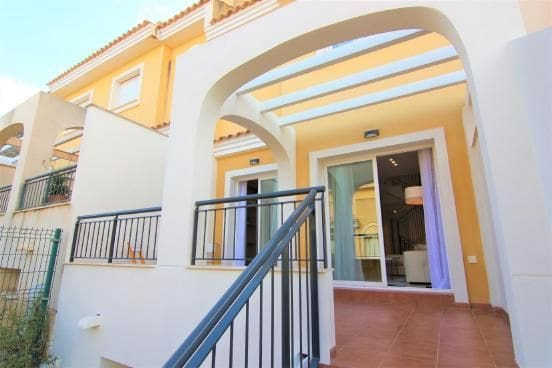 4 soveværelse Bungalow til salg i Calpe / Calp med swimmingpool garage - € 475.000 (Ref: 10159089)
