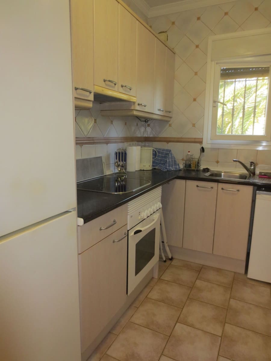 5 bedroom Villa for sale in Calpe / Calp with pool garage - € 749,000 (Ref: 7737102)