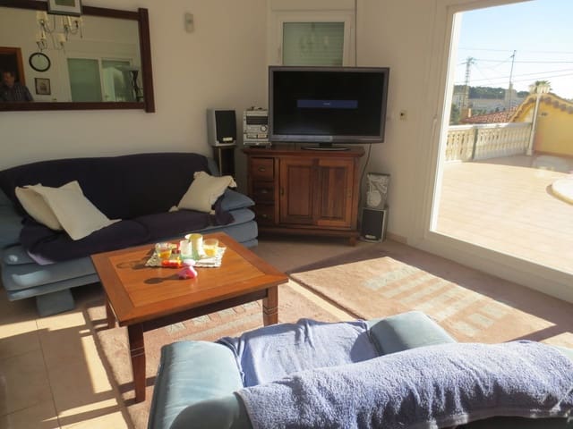 5 bedroom Villa for sale in Calpe / Calp with pool garage - € 749,000 (Ref: 7737102)