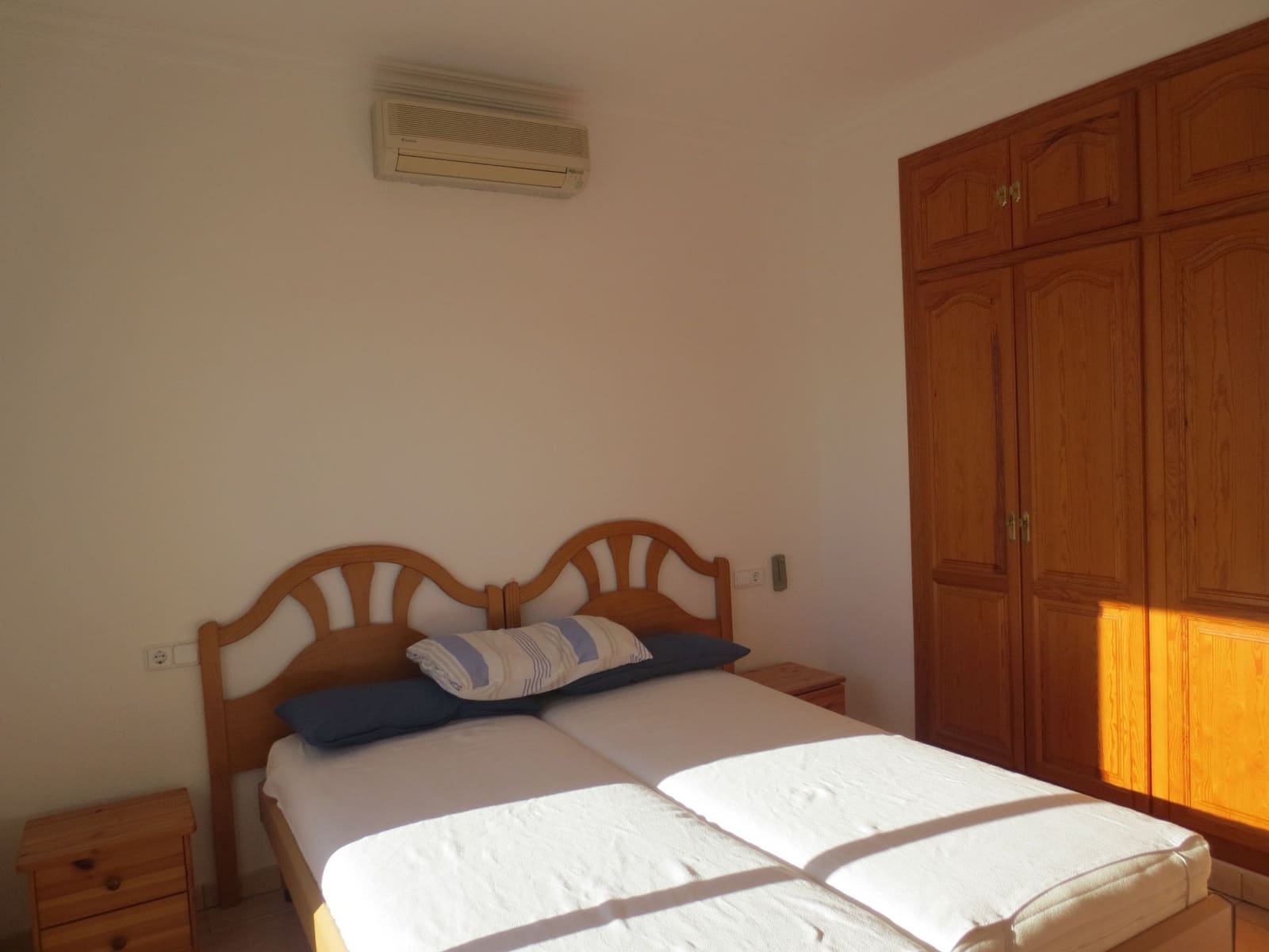 5 bedroom Villa for sale in Calpe / Calp with pool garage - € 749,000 (Ref: 7737102)