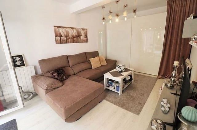 3 soveværelse Semi-Rækkehus til salg i Pedreguer med swimmingpool - € 315.000 (Ref: 7738961)