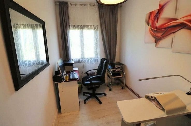 3 soverom Kjedet enebolig til salgs i Pedreguer med svømmebasseng - € 315 000 (Ref: 7738961)