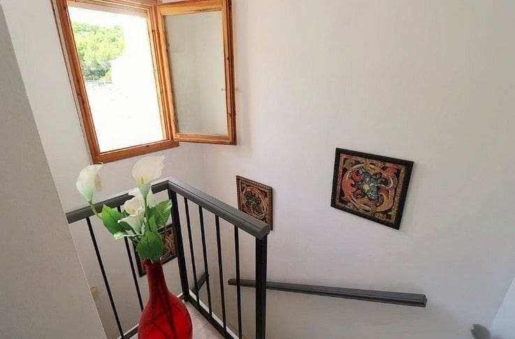 3 soverom Kjedet enebolig til salgs i Pedreguer med svømmebasseng - € 315 000 (Ref: 7738961)