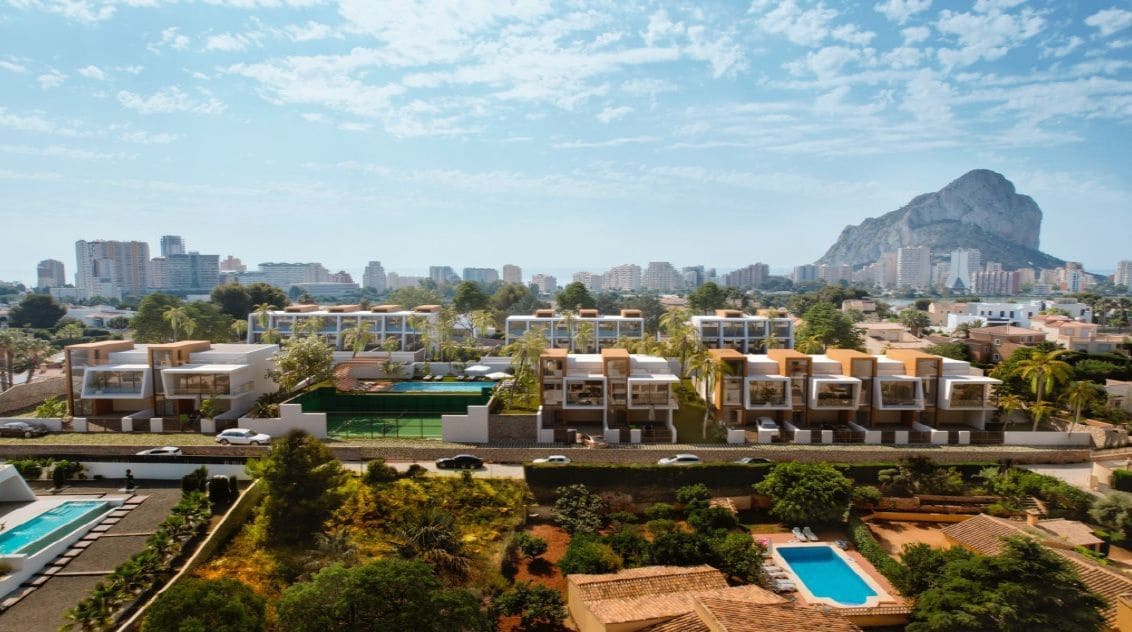 3 soveværelse Semi-Rækkehus til salg i Calpe / Calp med swimmingpool garage - € 755.000 (Ref: 7821971)