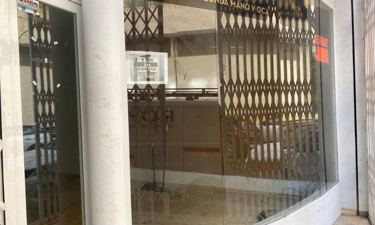 Commercial for sale in Calpe / Calp - € 169,000 (Ref: 7854266)