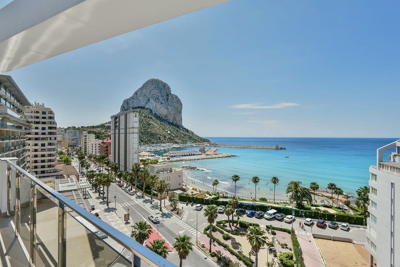 3 bedroom Apartment for sale in Calpe / Calp with pool garage - € 725,000 (Ref: 7854269)