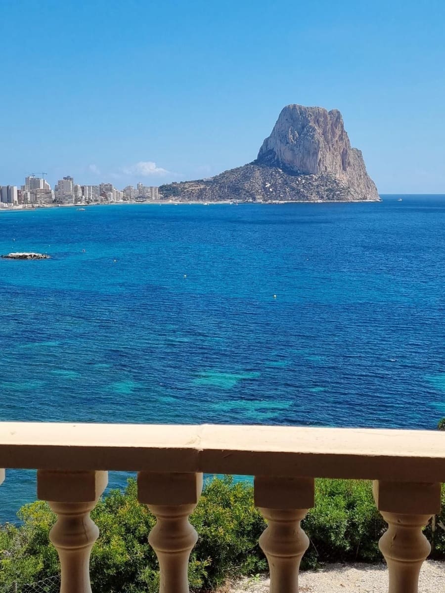 3 Zimmer Doppelhaus zu verkaufen in Calpe / Calp mit Pool Garage - 498.000 € (Ref: 8490636)