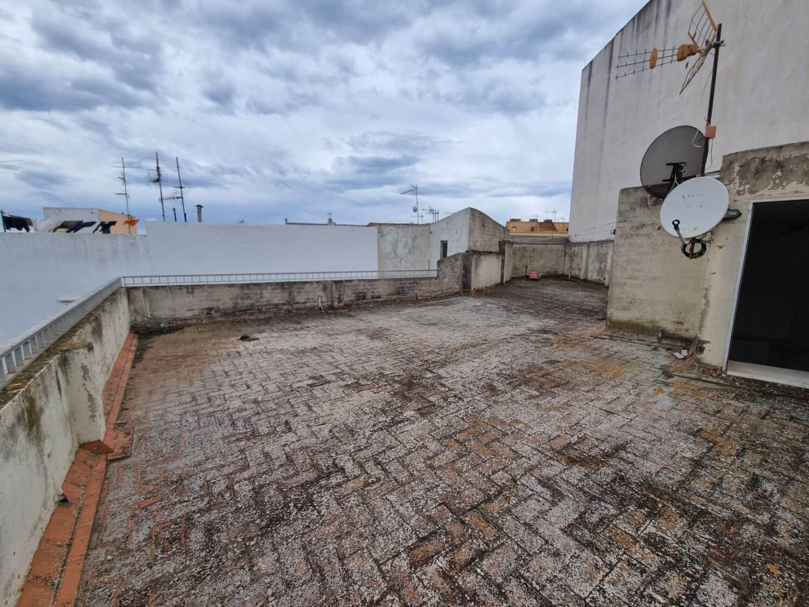 10 soveværelse Byhus til salg i Benissa - € 300.000 (Ref: 8561205)