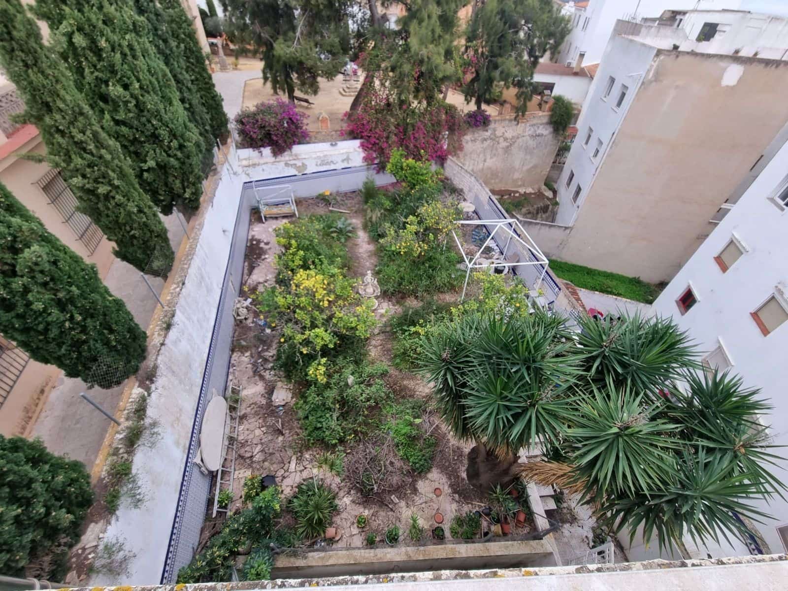 10 soveværelse Byhus til salg i Benissa - € 300.000 (Ref: 8561205)