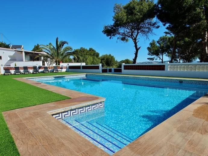 5 bedroom Villa for sale in Calpe / Calp with pool garage - € 850,000 (Ref: 8634293)