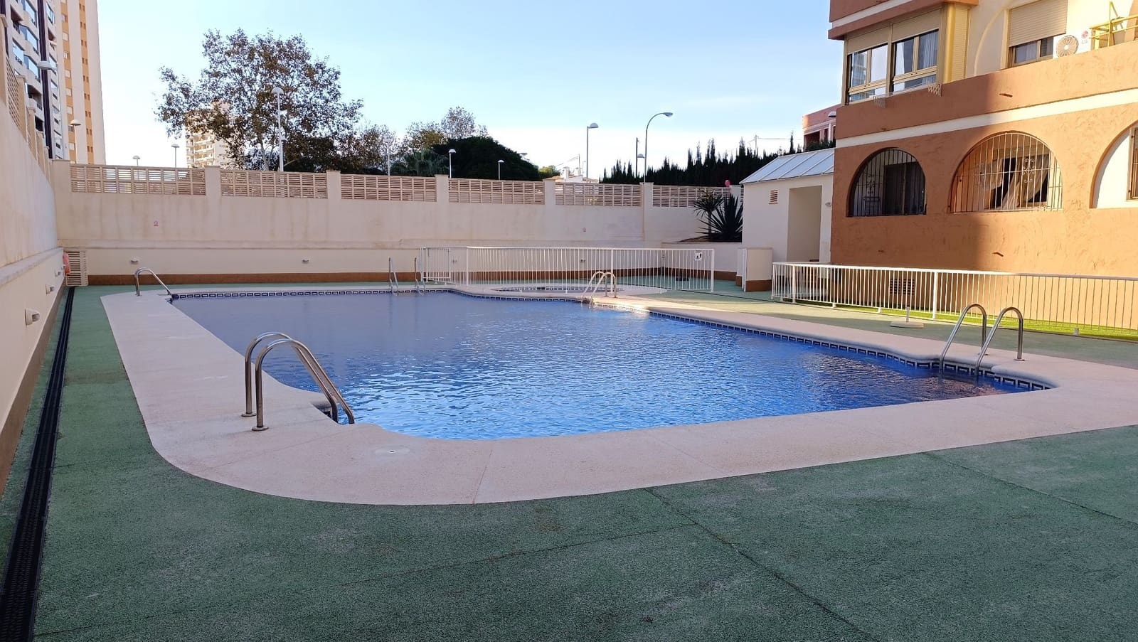 3 bedroom Apartment for sale in Calpe / Calp with pool - € 255,000 (Ref: 8654594)