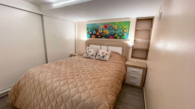 1 bedroom Apartment for sale in Calpe / Calp with pool - € 179,000 (Ref: 8727431)