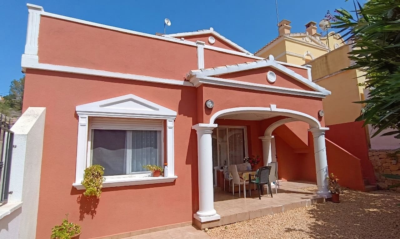 2 bedroom Bungalow for sale in Calpe / Calp with pool garage - € 285,000 (Ref: 8812120)