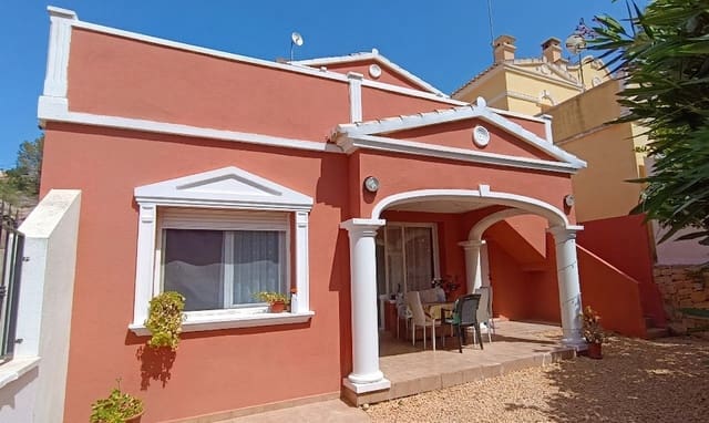 Bungalow de 2 habitaciones en Calpe / Calp en venta con piscina garaje - 285.000 € (Ref: 8812120)