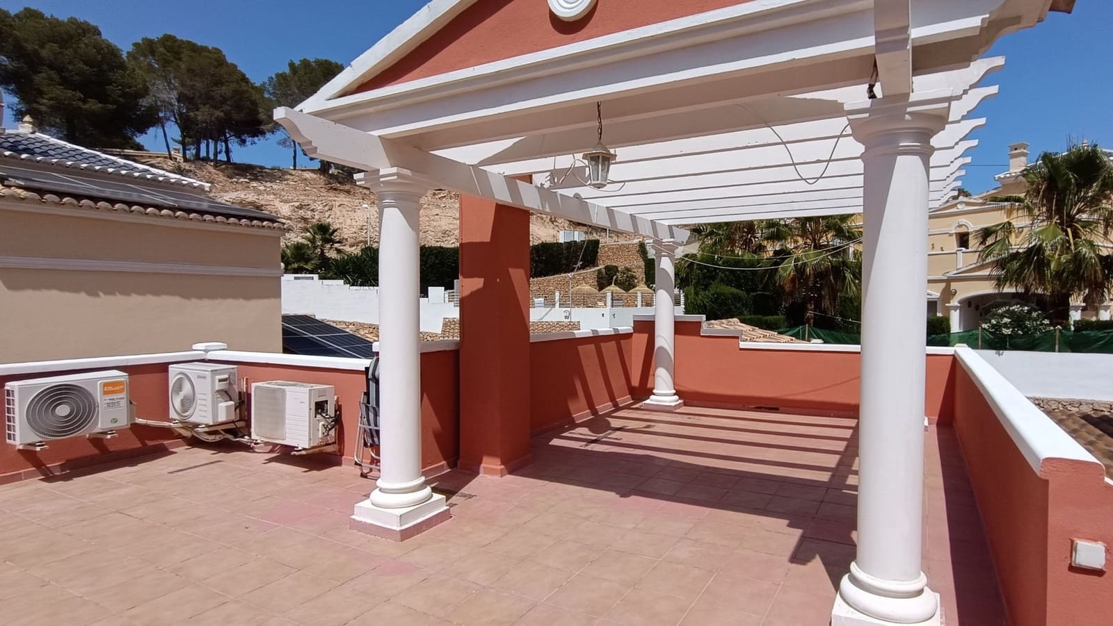 2 bedroom Bungalow for sale in Calpe / Calp with pool garage - € 285,000 (Ref: 8812120)