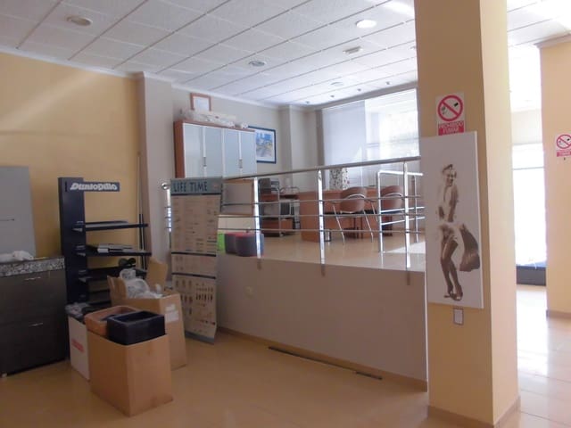 Commercial for sale in Calpe / Calp - € 320,000 (Ref: 8812121)