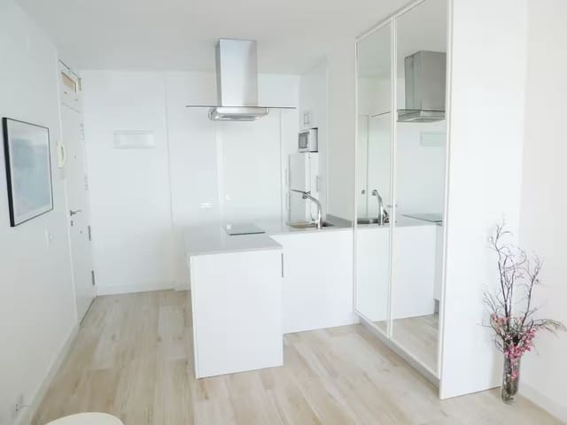 Studio till salu i Calpe / Calp med pool - 198 000 € (Ref: 8851276)